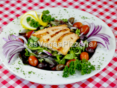 grilled_salmon_salad-templeeats.com